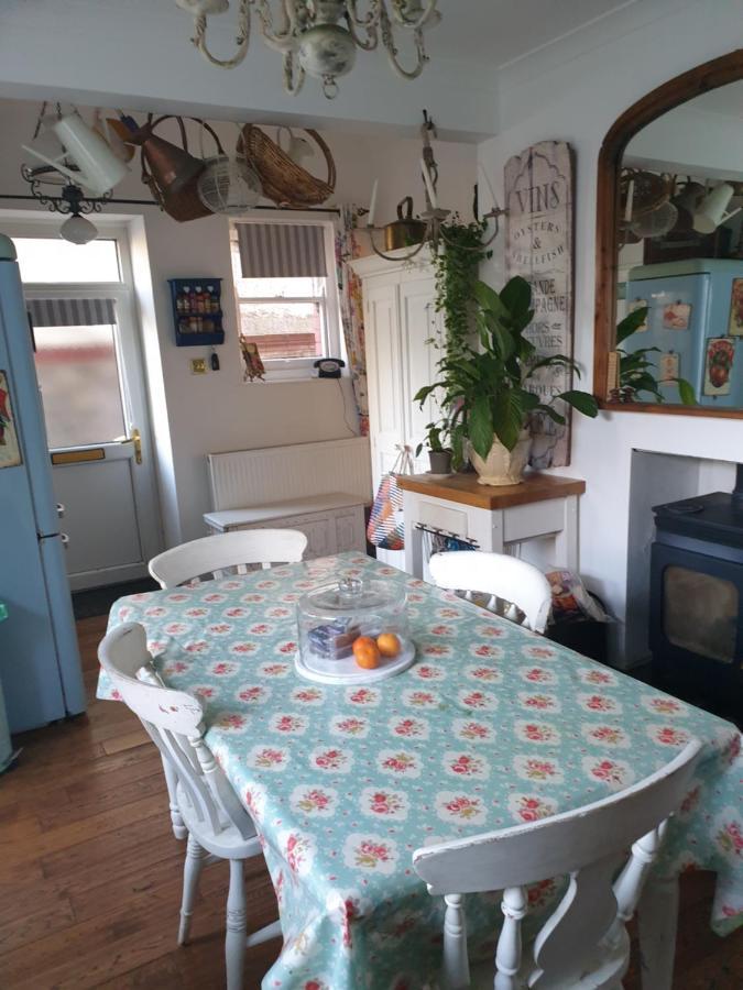 Private Room Near Roath Lake/Park Cardiff Esterno foto